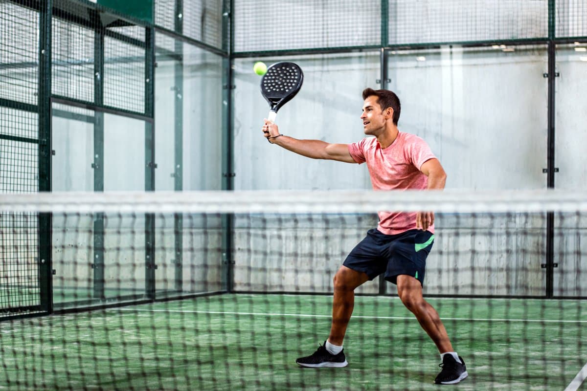 Olahraga Padel: Panduan Lengkap Teknik, Strategi, dan Tips untuk Pemula